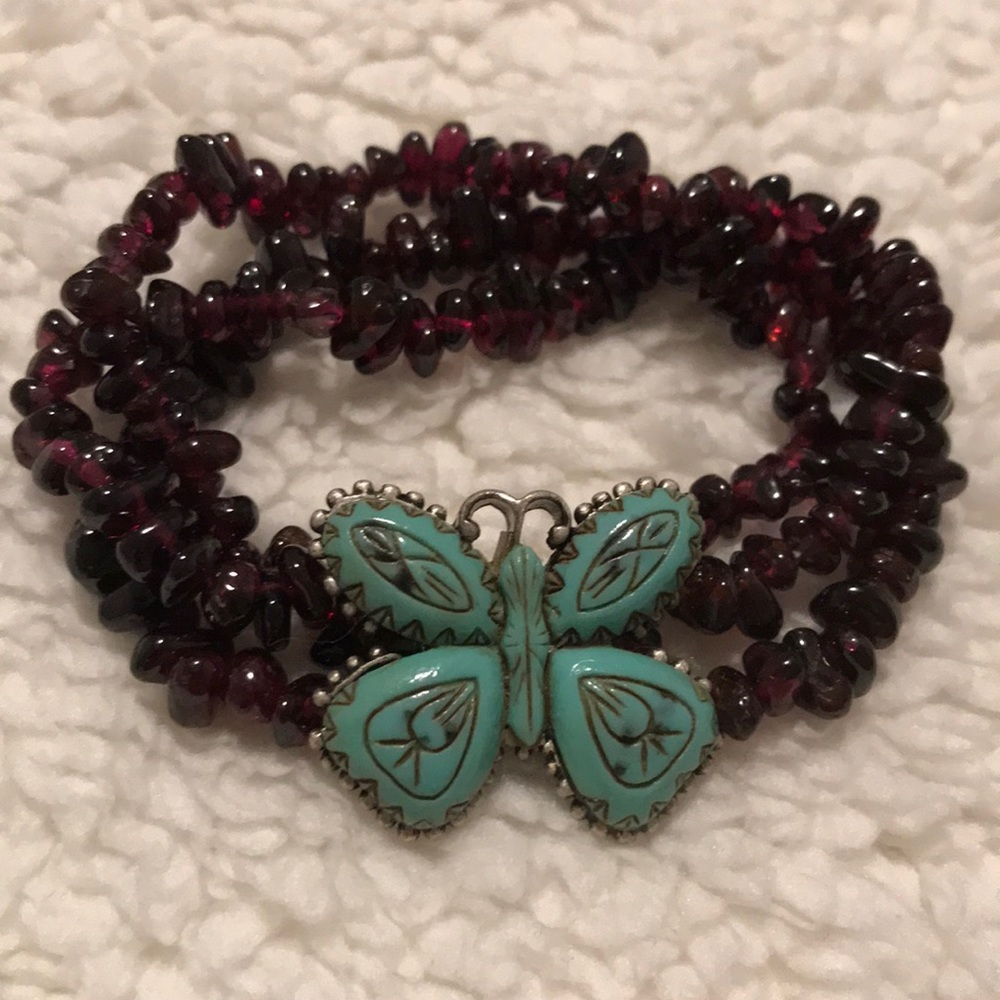 Elastic turquoise butterfly bracelet with burgundy beads